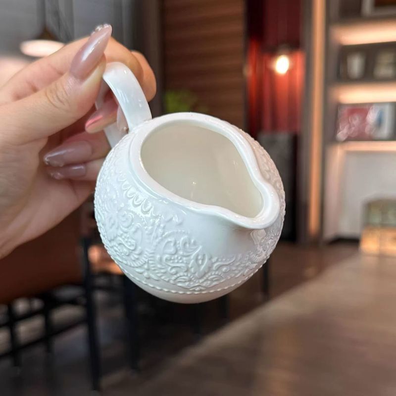 Brocca per caffè e tè pomeridiano in ceramica a rilievo singolo RYYD in stile barocco, tazza per il latte_voghion.com