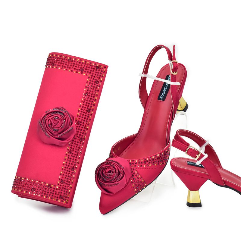 Solid Color Three Dimensional Design Hand Appliquéd Mid Heel Pointed Toe Shoes Paired With An Evening Bag Set_voghion.com