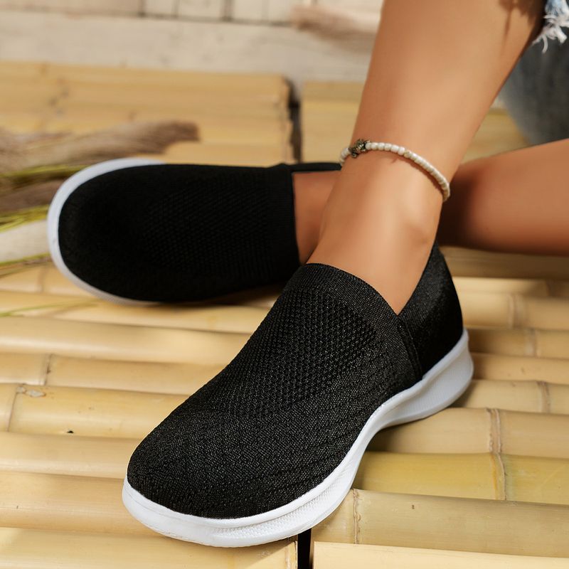 Scarpe sportive di grandi dimensioni per le donne in primavera e autunno 2023, nuove scarpe casual singole con fondo piatto e maniche a mosca intrecciate per i pigri_voghion.com