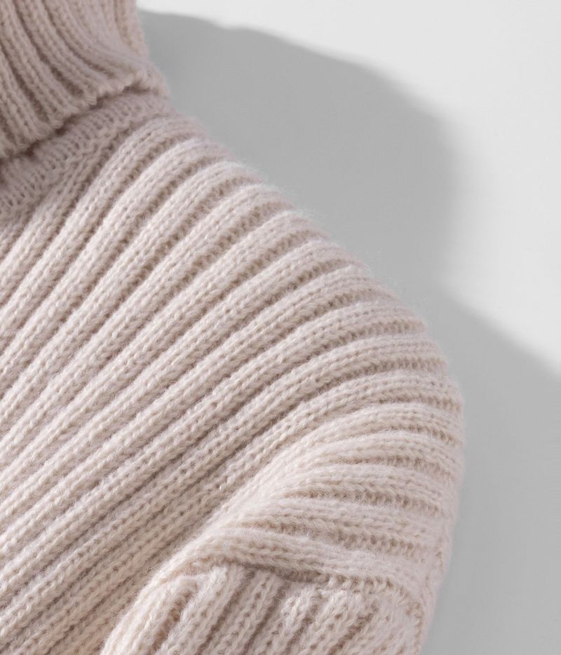 Maglione minimalista a collo alto – Pullover in maglia slim fit da uomo (S-XL) – Versatile capo essenziale per il guardaroba autunnale e invernale_voghion.com