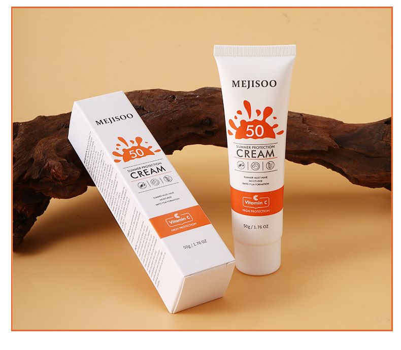 Crema solare estiva, crema solare, protezione UV, crema solare idratante_voghion.com