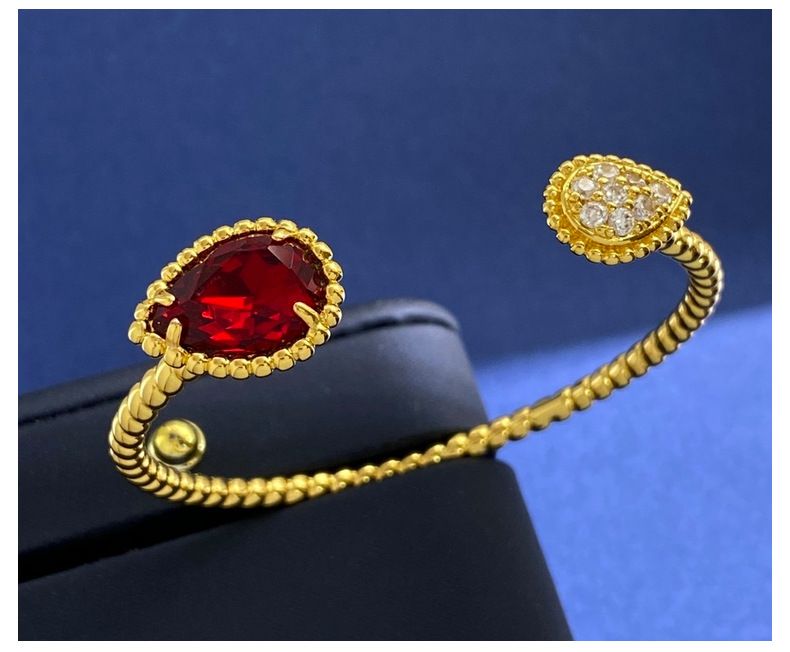 Bracelet pour femme en pierres précieuses serties de perles et de griffes – Cristaux synthétiques multicolores taille goutte d'eau, ouverture réglable_voghion.com