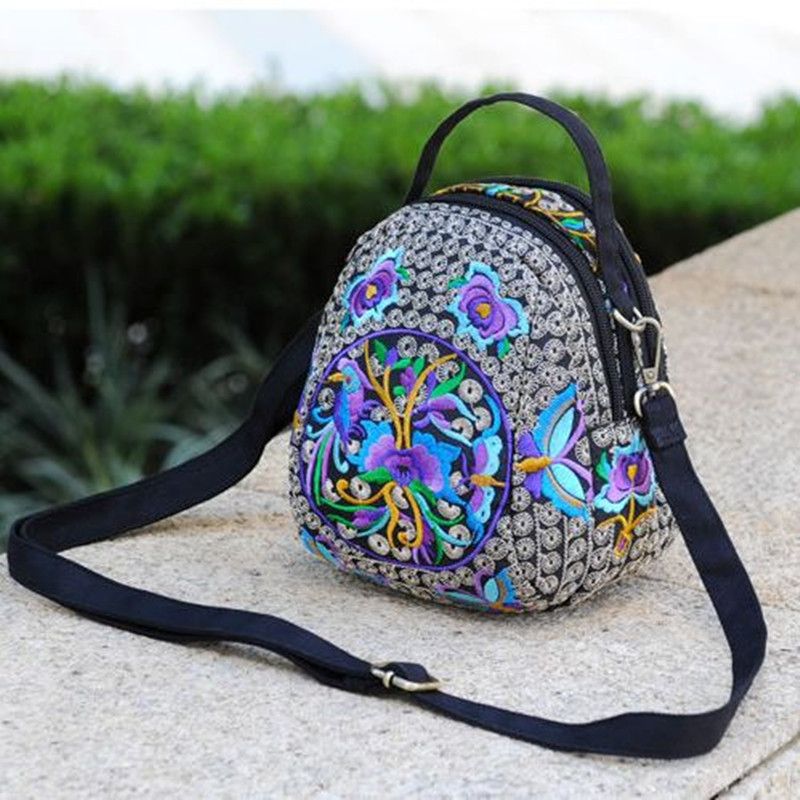 New Ethnic Style Women's Crossbody Handheld Multi-use Travel Embroidered Bag_voghion.com