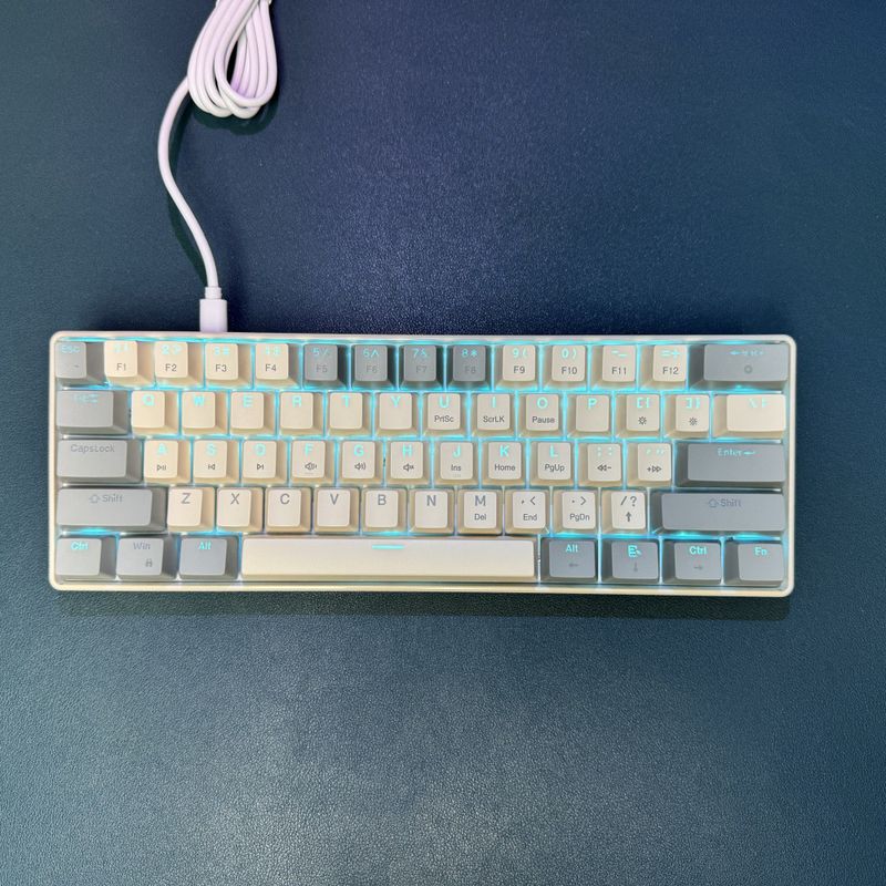 Tastiera meccanica compatta a 61 tasti, tastiera mini Blue Axis, tastiera completa senza conflitti, retroilluminazione blu ghiaccio, vendita calda_voghion.com