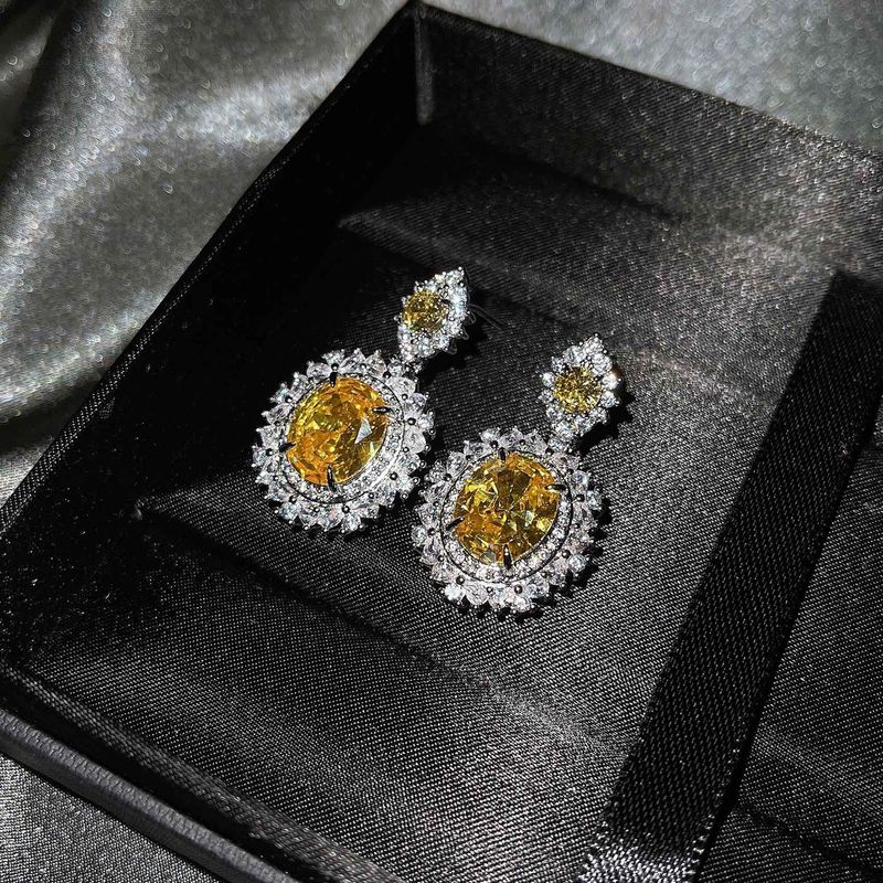 Europäische und amerikanische neue Luxus-Farbschatz-Set mit eingelegtem blauem und gelbem Zirkon, Halskette, Ring, Ohrringe, Anhänger, weiblicher Saphir_voghion.com