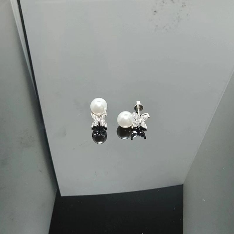 Single summer timeless butterfly, freshwater pearl necklace, collarbone chain, ins, high-end and niche pendant_voghion.com