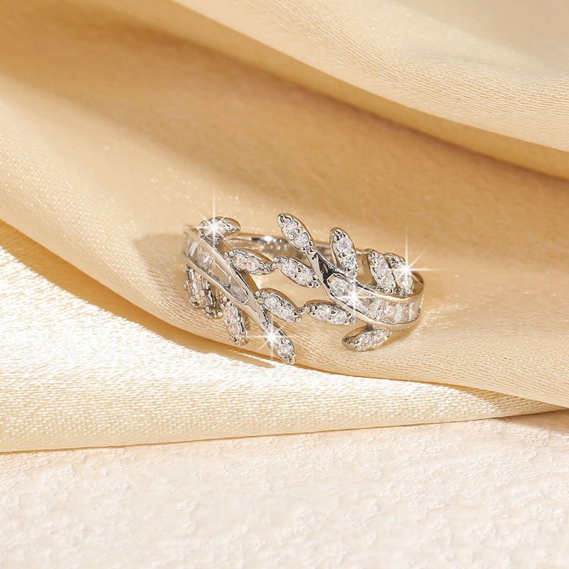 Design di nicchia piccolo, sensazione di alta qualità, anello a foglia, temperamento semplice da donna, versatile, braccialetto con anello per cibo a bocca aperta_voghion.com