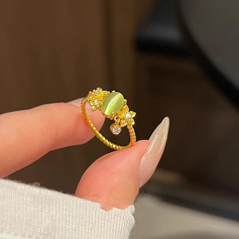 Anello a goccia con pietra occhio di gatto verde Jiangnan Spring Color Treasure 2025_voghion.com