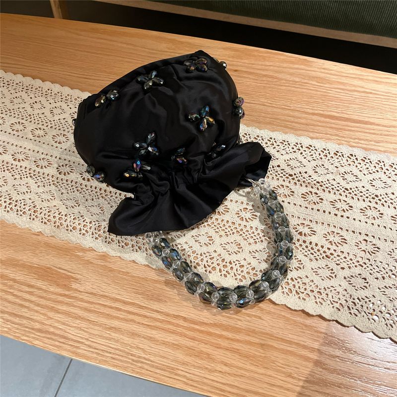 Sac seau en satin fait main avec perles, style seau, design néerlandais, printemps et été 2025, pour femmes, à la mode, décontracté et polyvalent_voghion.com