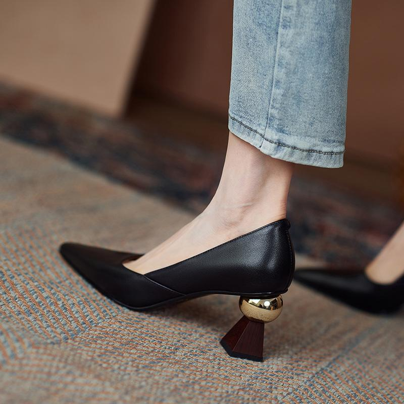 Scarpe da donna Scarpe singole femminili sagomate con tacco alto a punta_voghion.com