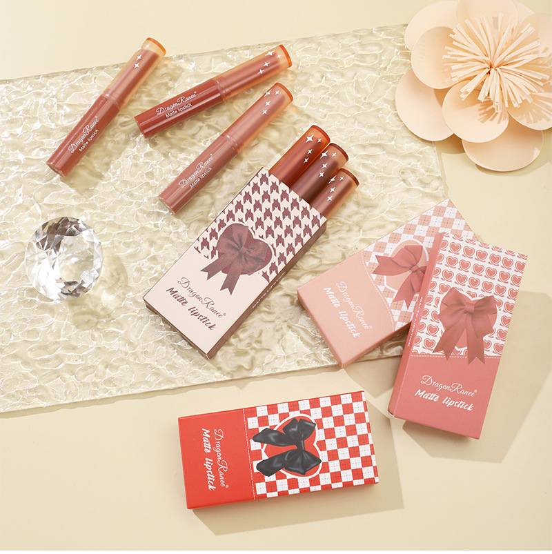 3-teiliges Set mit Lippenstiftstiften mit Schleife für Damen – Nude Shade Collection_voghion.com