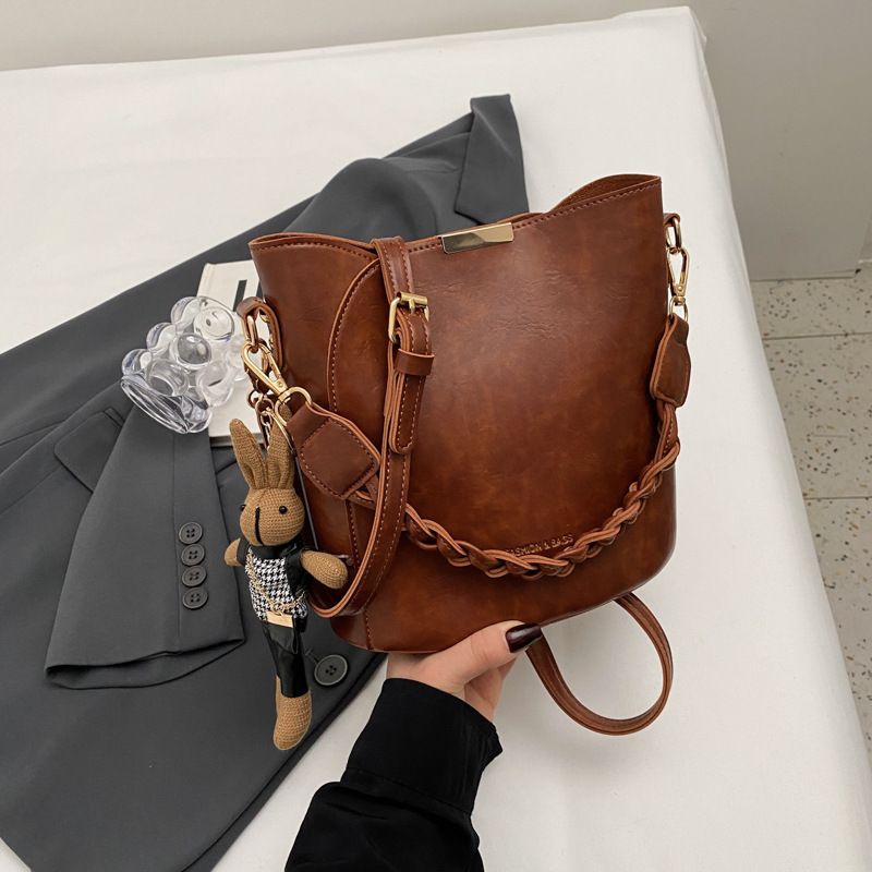 Pequena para mulheres 2025 Nova bolsa transversal versátil de alta qualidade com alça de mão_voghion.com