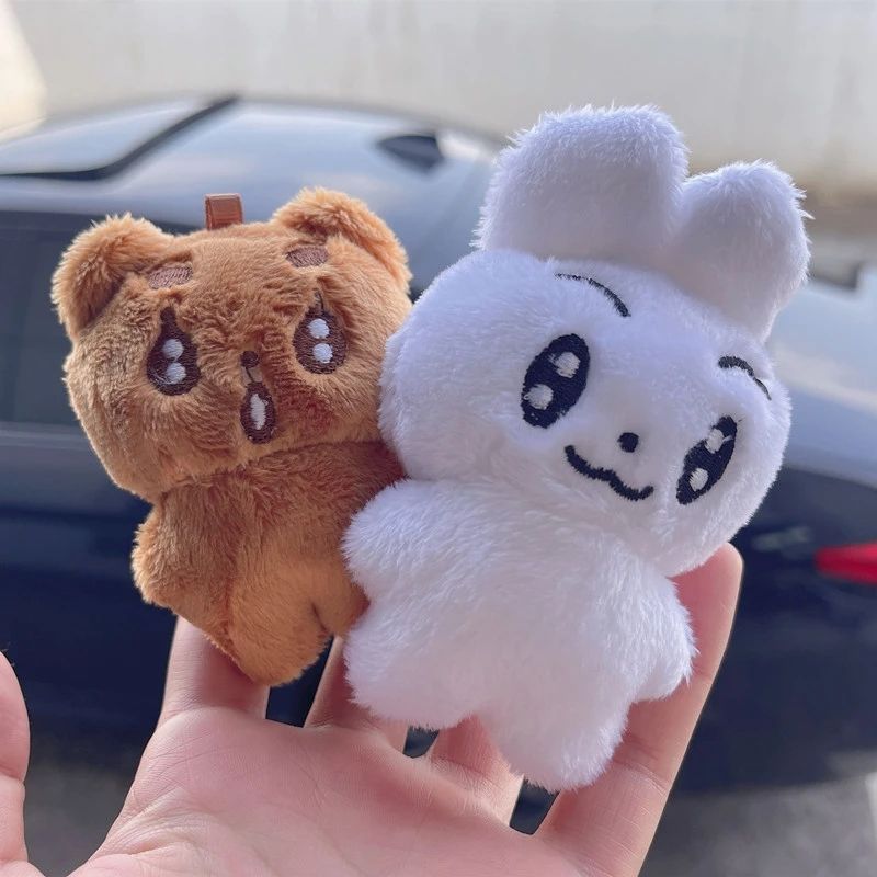 TXT Bebekler Kpop Karikatür Soobin Beomgyu Aynı Peluş Anahtarlıklar Q Stilleri Tutu Bar İki Çubuk Bebek Anahtarlık Yüzükler Çanta Kolyeler Aksesuarlar_voghion.com