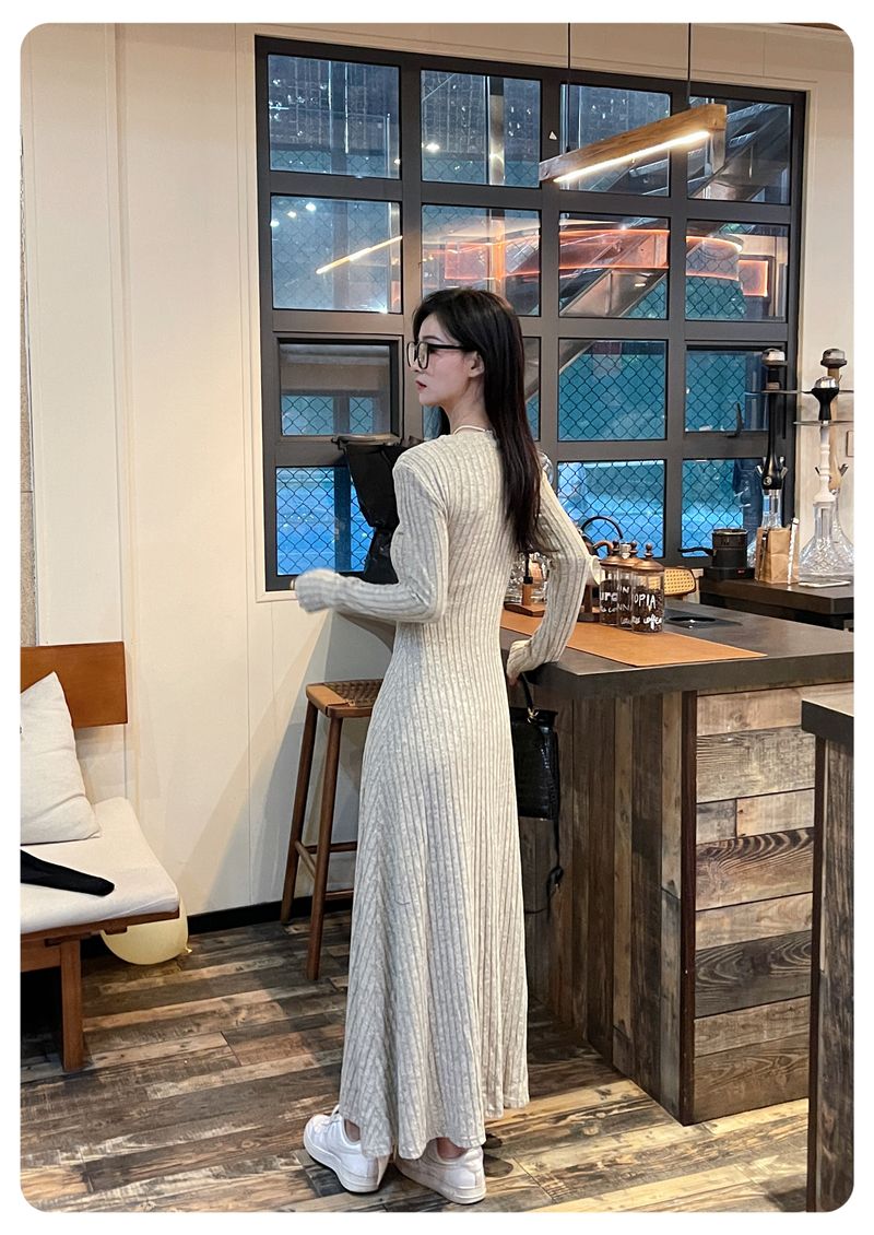 Herbstliches, neues Apricot-Strickkleid im französischen Stil mit gebürsteter Taille und langen Ärmeln für Damen_voghion.com