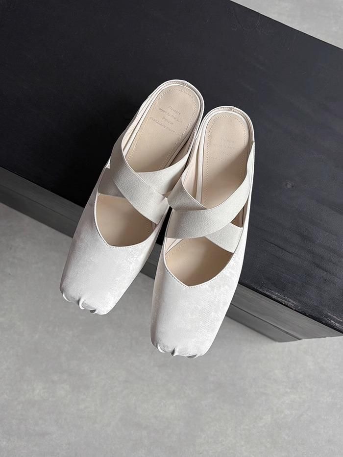 Nouvelles pantoufles polyvalentes 2025, sandales à talons hauts, chaussures d'été pour jeunes femmes de style chinois_voghion.com