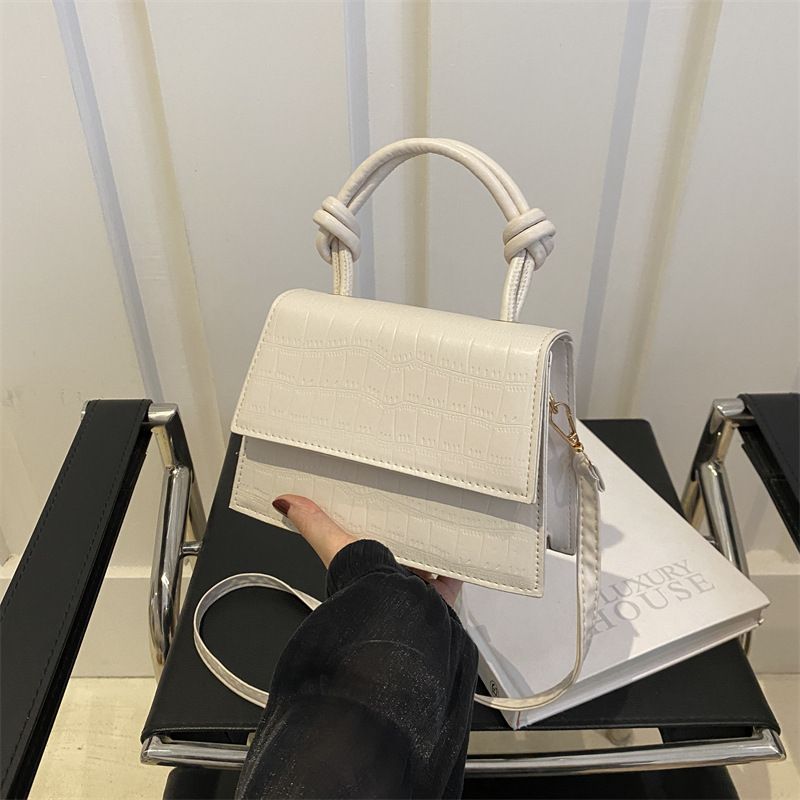 Moda per le donne, nuova borsa a tracolla monospalla estiva 2024, piccola borsa quadrata con design a nicchia_voghion.com