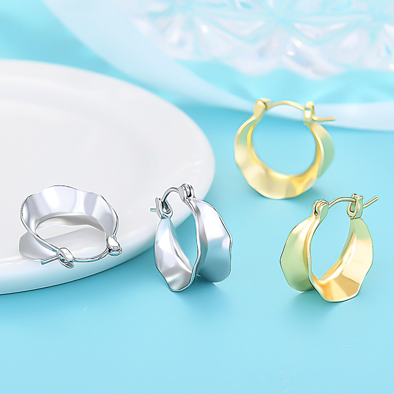 Sterling VENUS Sier Fashion Irregolarità Semplice Orecchio Fibbia Orecchini Gioielli da Donna Regali Anelli all'ingrosso_voghion.com