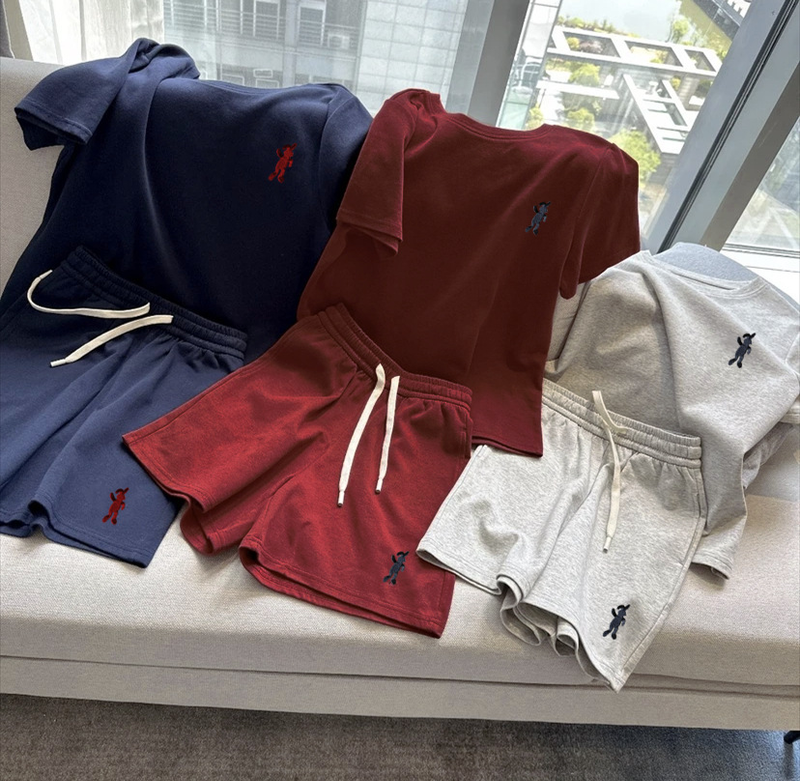 Ensemble deux pièces de sport pour femme, coupe ample, grande taille, style coréen, manches courtes, décontracté, course à pied, nouvelle collection été 2025_voghion.com
