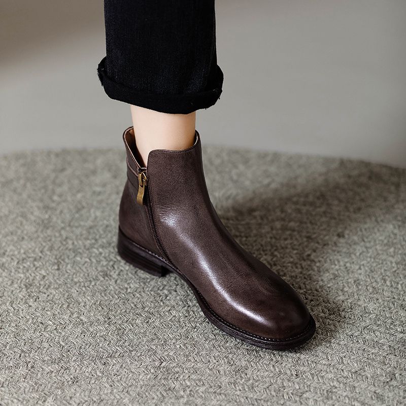 Retro Runde Zehe Echte Gürtelschnalle Herbst Und Winter Neue Ankunft Seitlicher Reißverschluss Dicker Niedriger Absatz Stiefeletten Damen_voghion.com