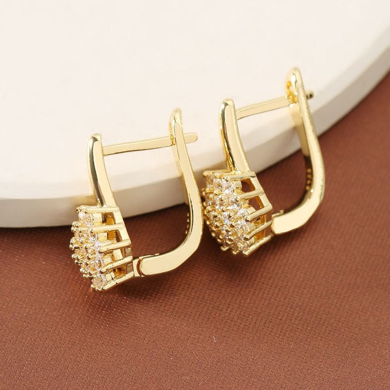 Grenzüberschreitende neue Mode Kupfer eingelegte Zirkon Ohrringe Französisch Exquisite Blume Damen Ohrringe U-förmige Persönlichkeit einfache Ohrringe_voghion.com