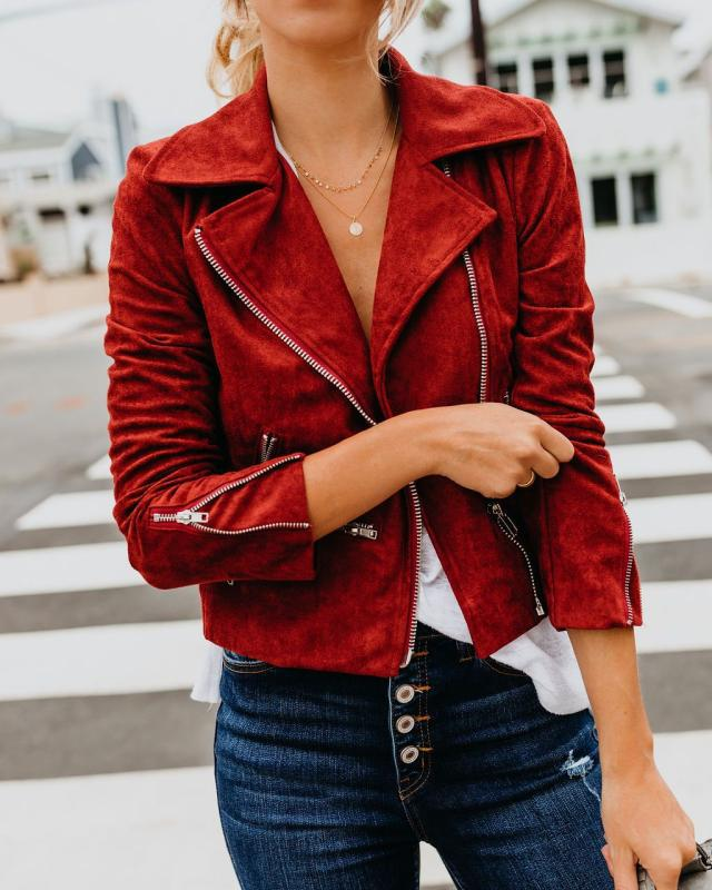Damen-Shorts mit Revers und mehreren Reißverschlüssen_voghion.com