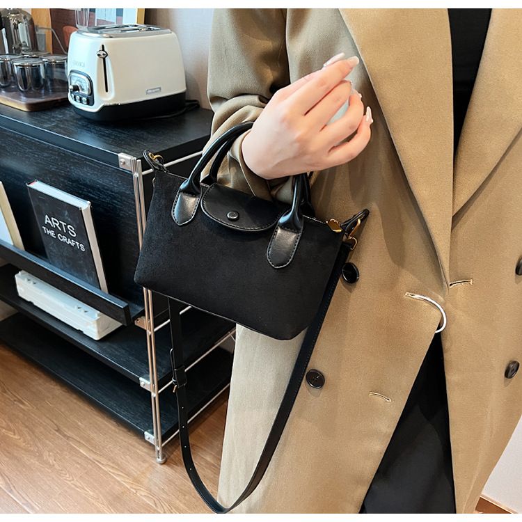 Autumn and winter new dumpling dragon bags, Xiang niche single shoulder crossbody bag, high-end suede handbag_voghion.com
