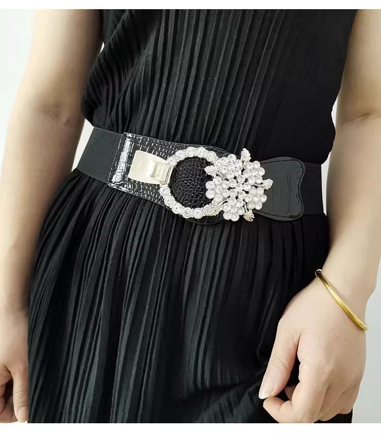 Einfacher, vielseitiger, mit Strass verzierter, elastischer, breiter Gürtel für Damenmode_voghion.com