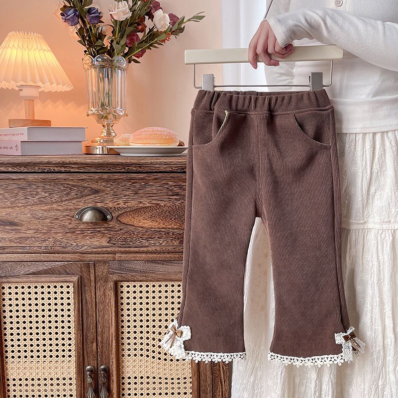 2025 neue modische Kleidung für Mädchen, süßer Blumenpullover für Vorschulkinder, Weste, dreiteiliges Set für Babys im Frühling und Herbst_voghion.com