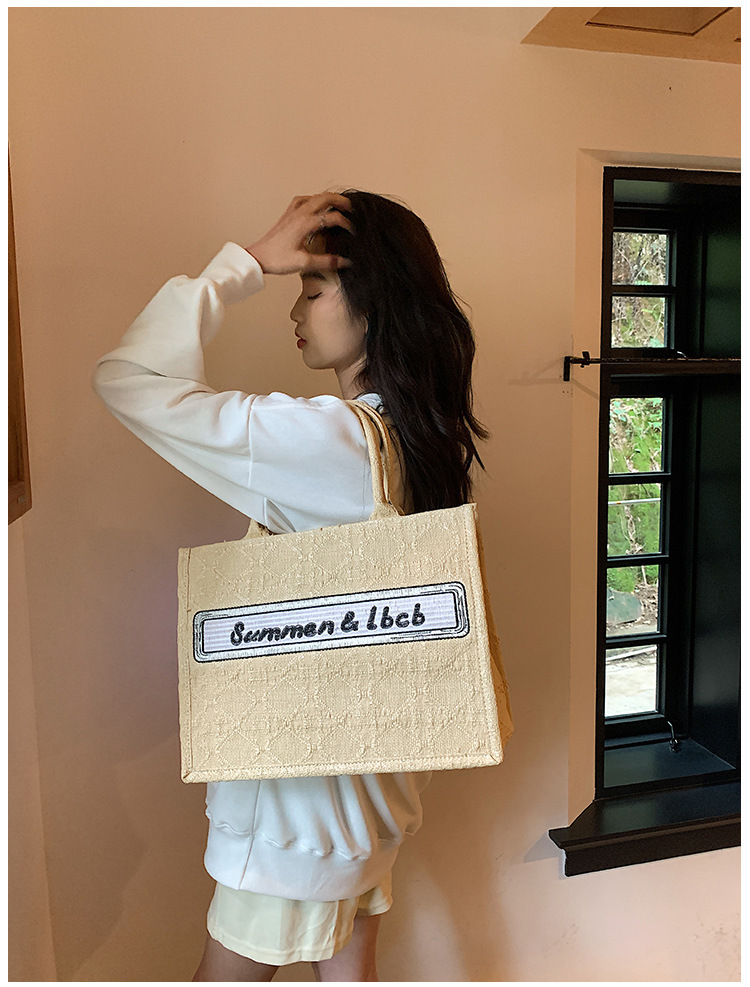 Baigou Wholesale Bag Women 2023 New European and American Trend Portable Canvas Bag Large Capacity Embroidered Alphabet Tote Bag_voghion.com