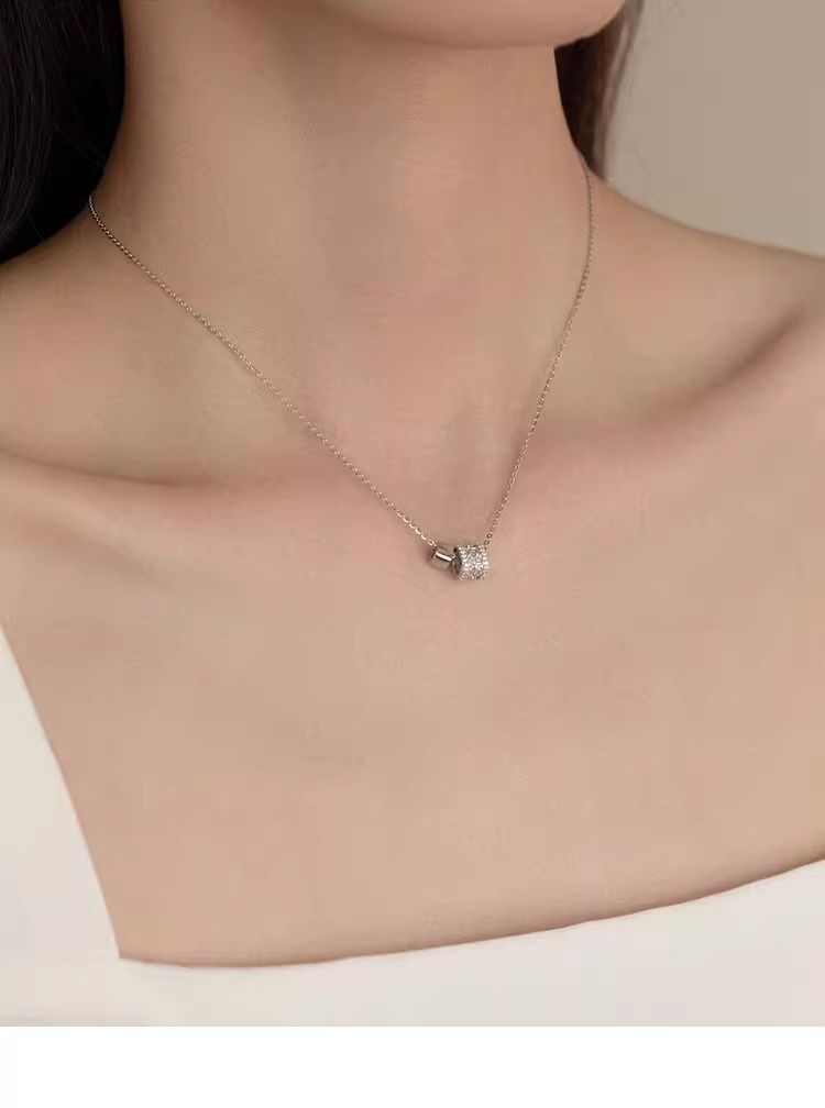 Sterling Silber Halskette Damen mit Glücksperlen, Schlanke Taille, Volldiamant, Leichter Luxus, Nische 2024 Neues Modell, Geburtstag_voghion.com