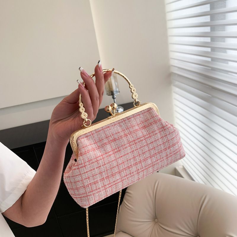 Spring New High-Value Chinese Style Cheongsam Evening Mini Handbag Crossbody Trendy Exquisite Clasp Women's Bag_voghion.com