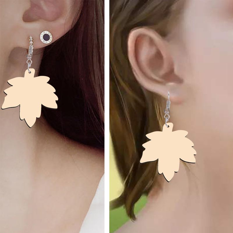 Creative design primary color Clover wooden daisy earrings fashion style earrings factory foreign trade supply earrings_voghion.com