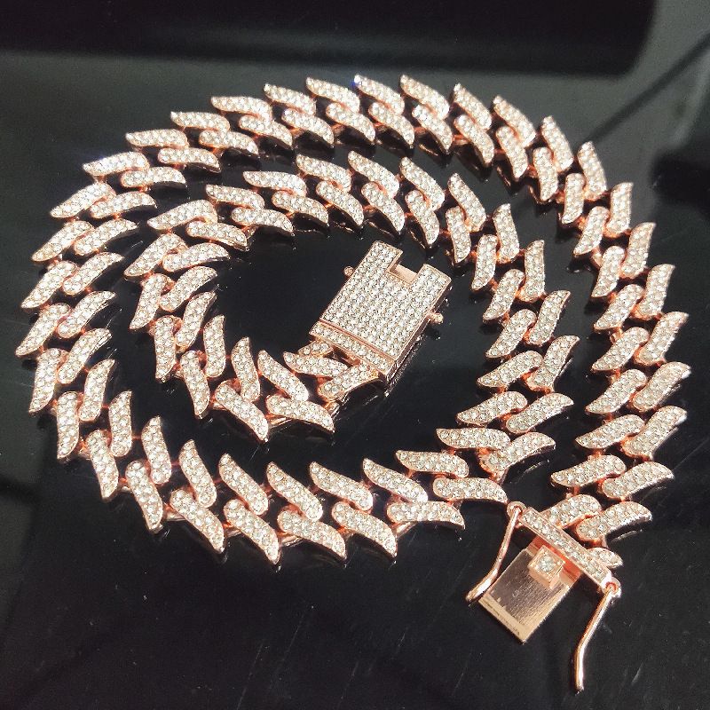 Luxury Hip Hop Square Roman Diamond Stainless Steel Quartz Watch With Cuban Link Bracelet For Men_voghion.com