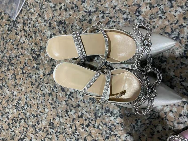 Sandales à talons fins avec nœud pointu enveloppé de diamant d'eau pour femmes, nouvelle collection été 2022_voghion.com