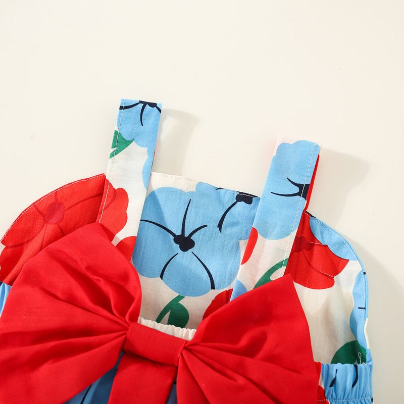 Vestito da bambina con fiocco sul retro e cappuccio con grande fiore_voghion.com