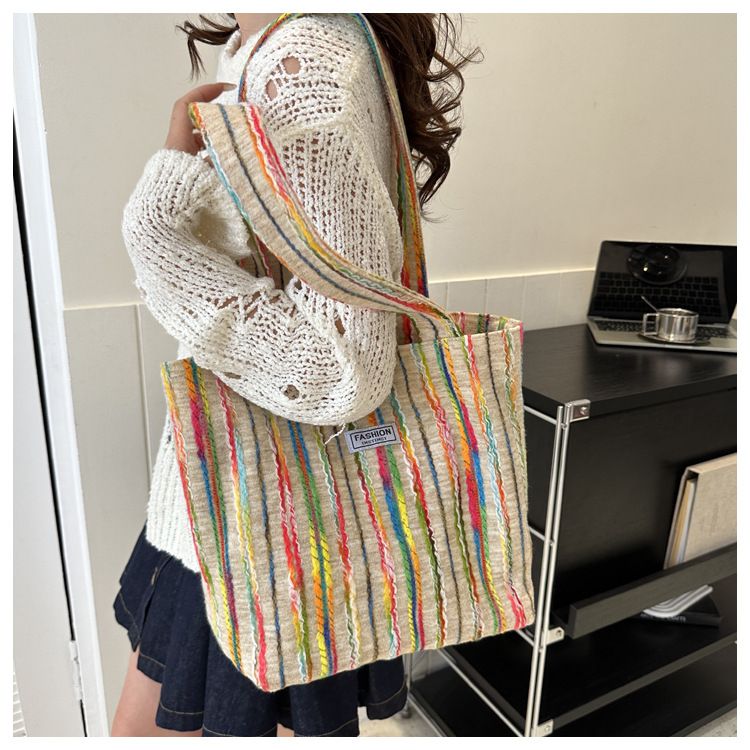 Large Capacity Stripe Handbag 2024 Summer Commuter Fashion Casual Western Style One Shoulder Underarm Tote Bag_voghion.com