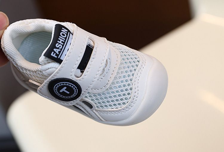 Zapatos de verano 2025 para bebés y niños pequeños, antideslizantes, con suela suave y transpirable._voghion.com