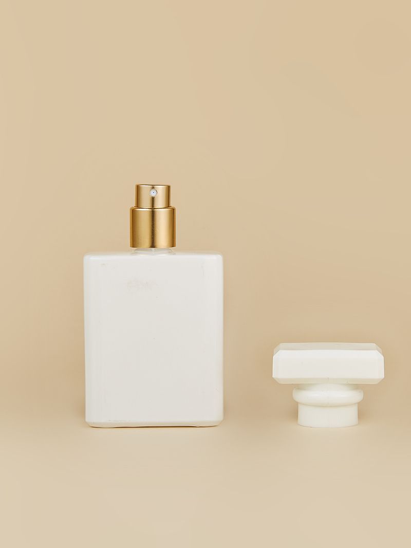 Parfümzubehör 30 ml 50 ml flache quadratische Flasche Glasparfümflasche Flüssigspray-Parfümflasche Glaskosmetik Leere Flasche_voghion.com
