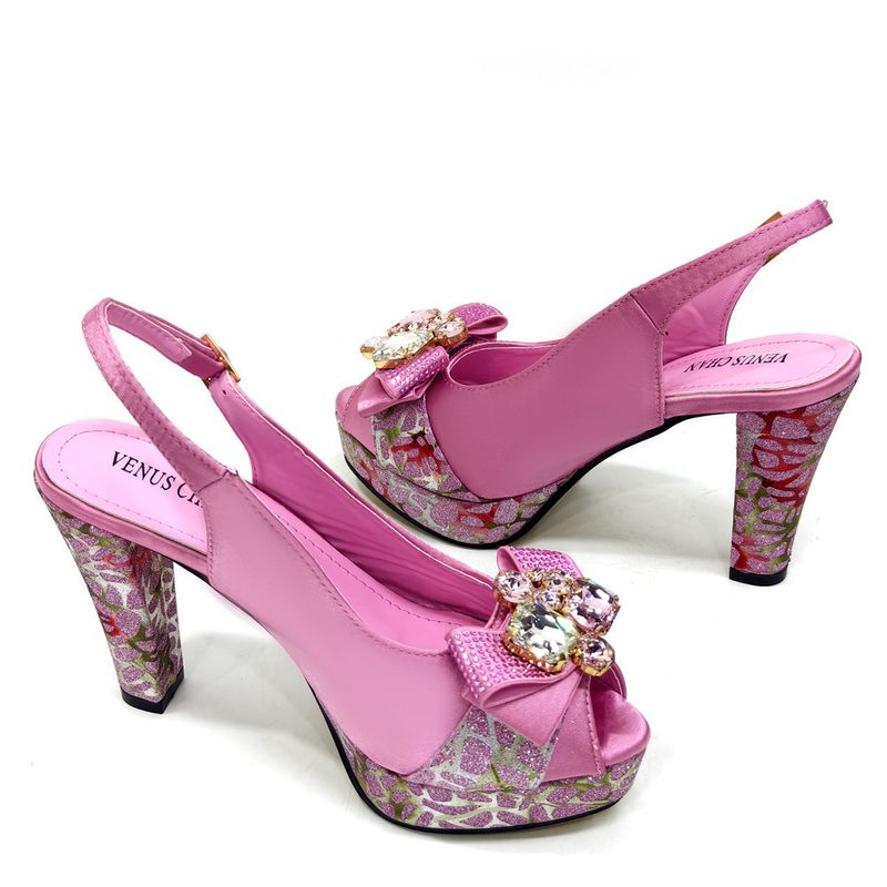 Sandalen mit klobigem Absatz und Strasssteinen – Offene Plateau-High Heels für Damen_voghion.com