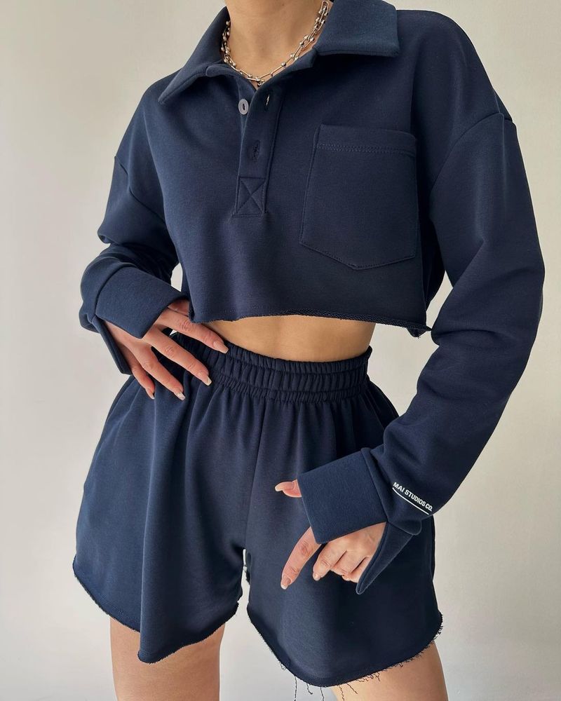 Completo da donna con pantaloncini corti con coulisse in cardigan corto casual a maniche lunghe in tinta unita_voghion.com