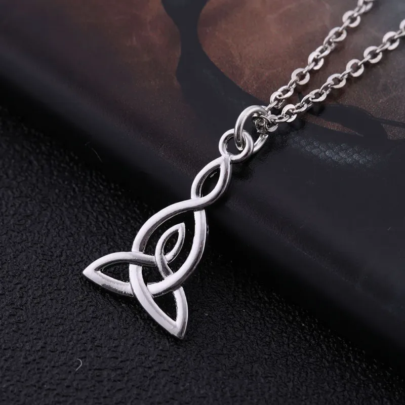 Moda Skyrim Vichingo Celtico Nodo d'Amore Ciondolo Geometrico Argento Antico Triquetra Catena Collana Amuleto Gioiello Regalo per Donne_voghion.com