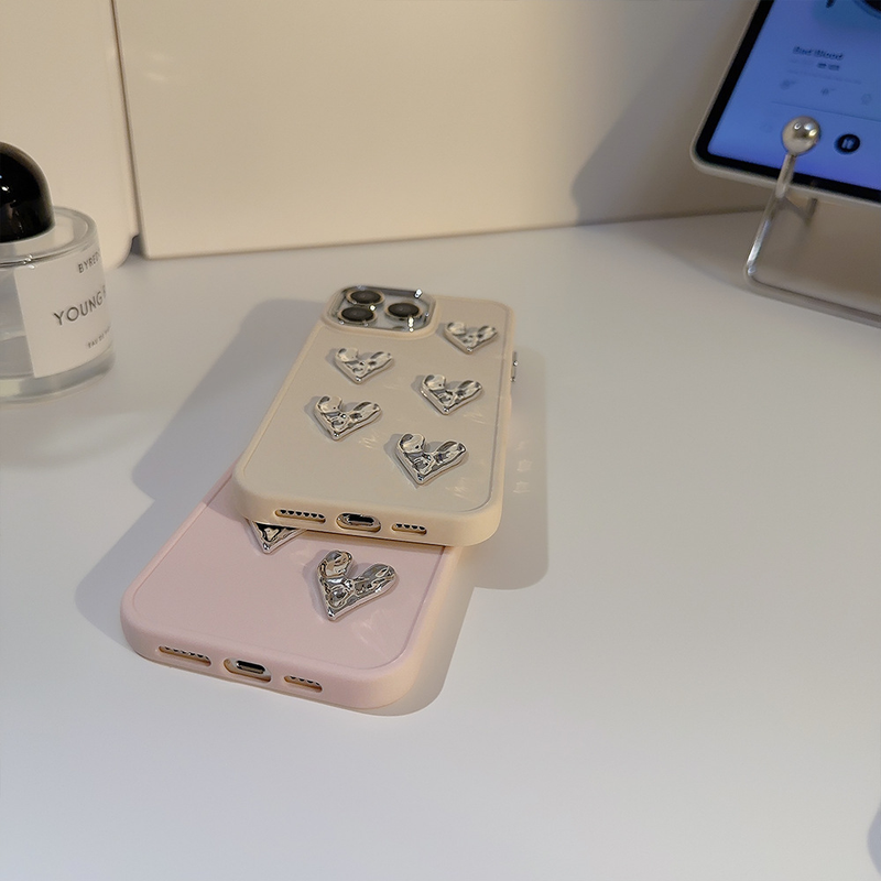 Galvanisiertes silbernes kleines Liebesherz, geeignet für iPhone 14 Apple 13 Promax Handyhülle 12 dreidimensionale 11 Anti-Fall-Softshell für Frauen_voghion.com
