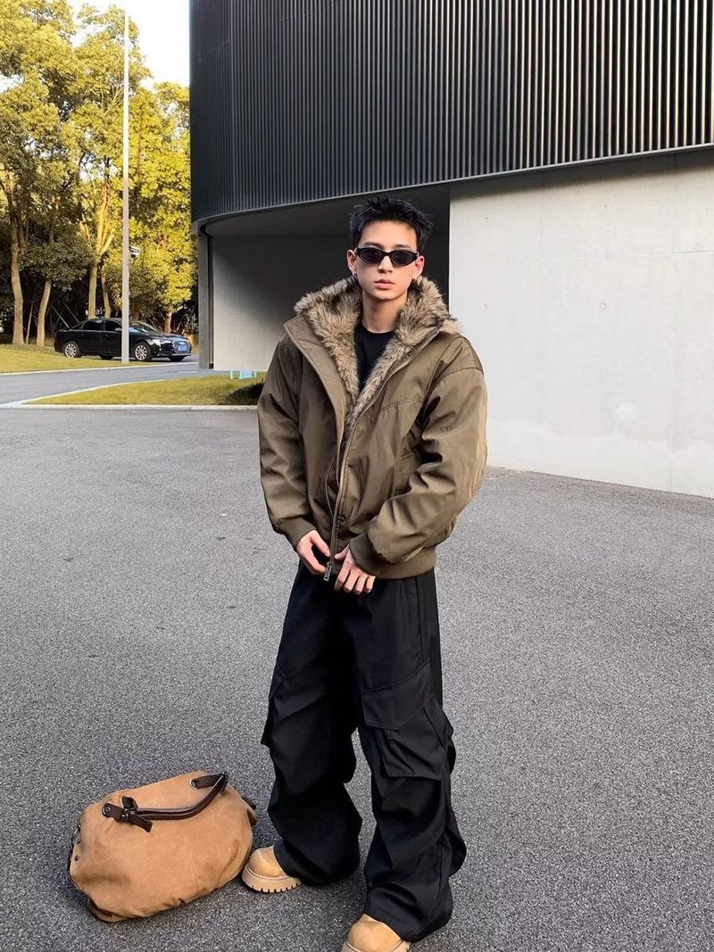 Herbstliche amerikanische Fliegerjacke mit Bergadler-Pelzkragen, gefüttert mit Baumwolle, Winterjacke mit dicker Verarbeitung_voghion.com