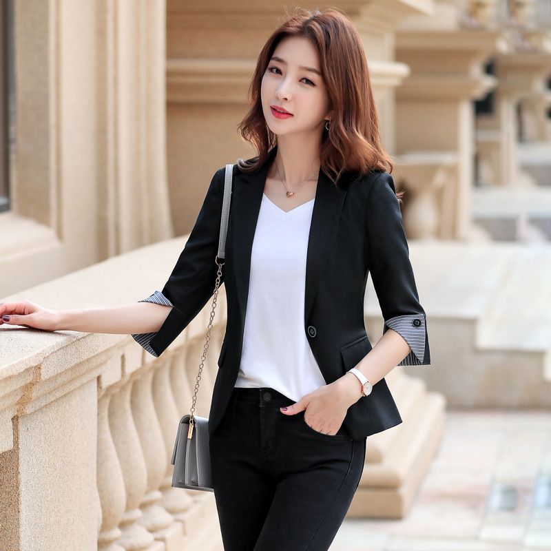 Giacca corta da donna estiva 2022, sottile e piccola, in stile coreano, vestibilità slim, con maniche a tre quarti, blazer casual_voghion.com