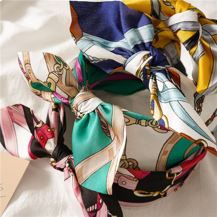 Leopard print rabbit ears knotted wide version headband female European and American going out disc hair card headband jewelry_voghion.com