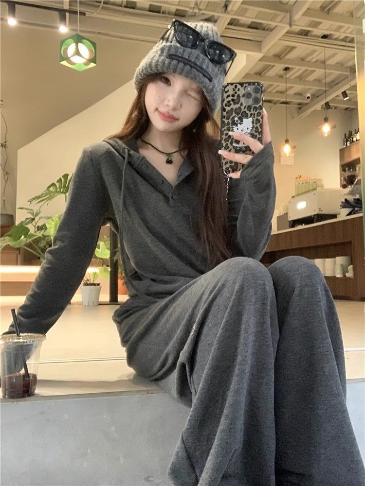 001 Casual Sports Suit For Women, Autumn New Loose Lazy Style, Youthful Fashionable Top And Wide-Leg Pants Two-Piece Set_voghion.com