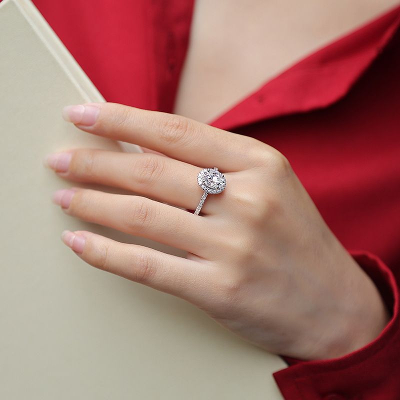 Elegante anello ovale in moissanite da donna in argento sterling 925 con pietra colorata placcata in oro 18 carati per un look senza tempo e sofisticato._voghion.com