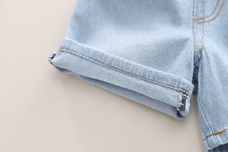 Babybarn 2024 nytt lapptäcke rutig kostymskjorta kortärmad shorts tvådelat set för pojkar sommarkläder_voghion.com