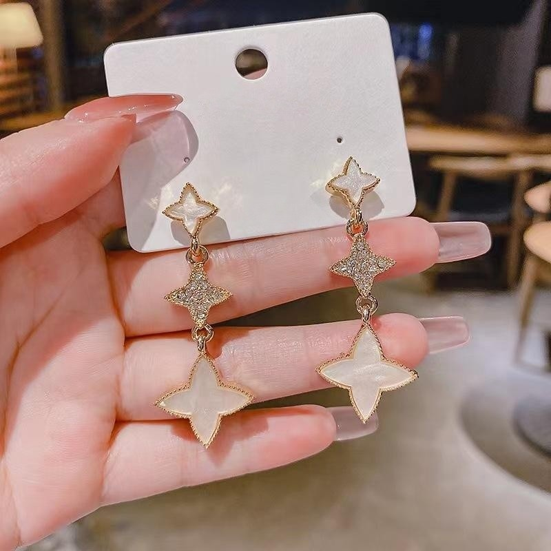 Ciondolo retrò moda designer per le donne con imitazione fritillaria Orecchini micro cera zircone quadrifoglio_voghion.com