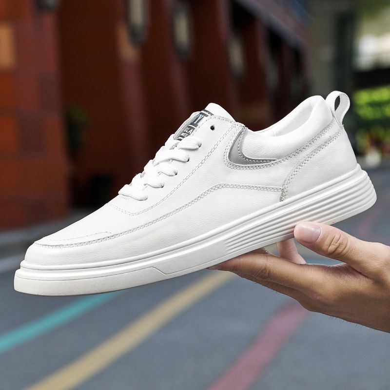 Scarpe da uomo 8946 di qualità imbattibile, bianche, con tomaia bassa, superficie in pelle bovina, suola piatta, versatili, alla moda per sport e tempo libero._voghion.com